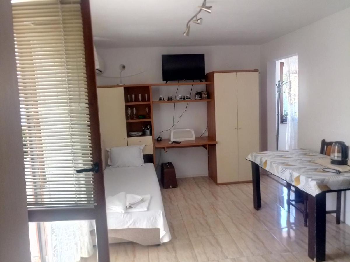 Farlalievi Guest House Sozopol Eksteriør bilde
